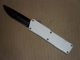 Lightning White OTF D/A Automatic Knife Black Serrated Blade