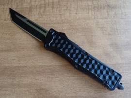 Q-Bert Black D/A OTF Automatic Knife Two Tone Tanto