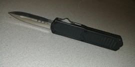 Titan Black Carbon Fiber D/A OTF Automatic Knife Satin Dagger