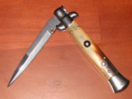 9" Frank Beltrame Real Italian Stiletto Automatic Knife - Honey Horn Bayo